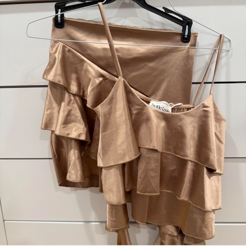 Elegant Tan Ruffle Skirt set - Picture 4 of 4